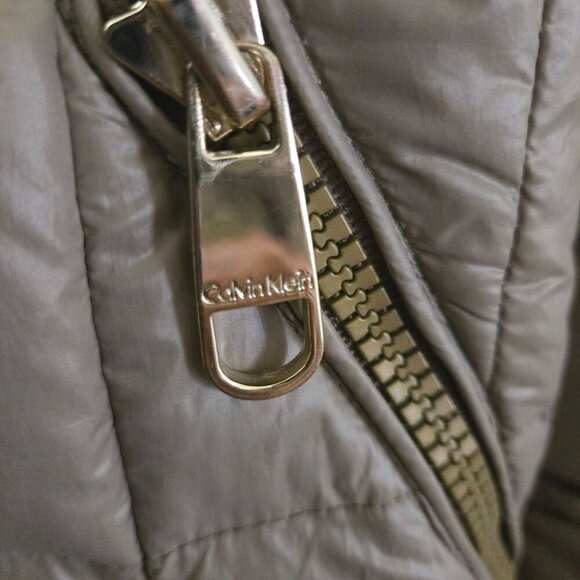Calvin Klein Packable Down Puffer Coat Hood Pockets Taupe Size S - Picture 5 of 11